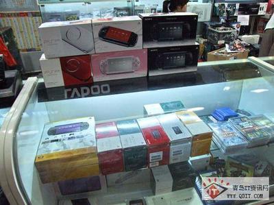 附贈7件套，破解版索尼PSP 3000套裝僅售1499元 高性價比的電子產品選擇